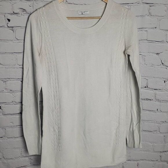 Liz Lange Maternity White Longsleeve Sweater - Picture 2 of 15